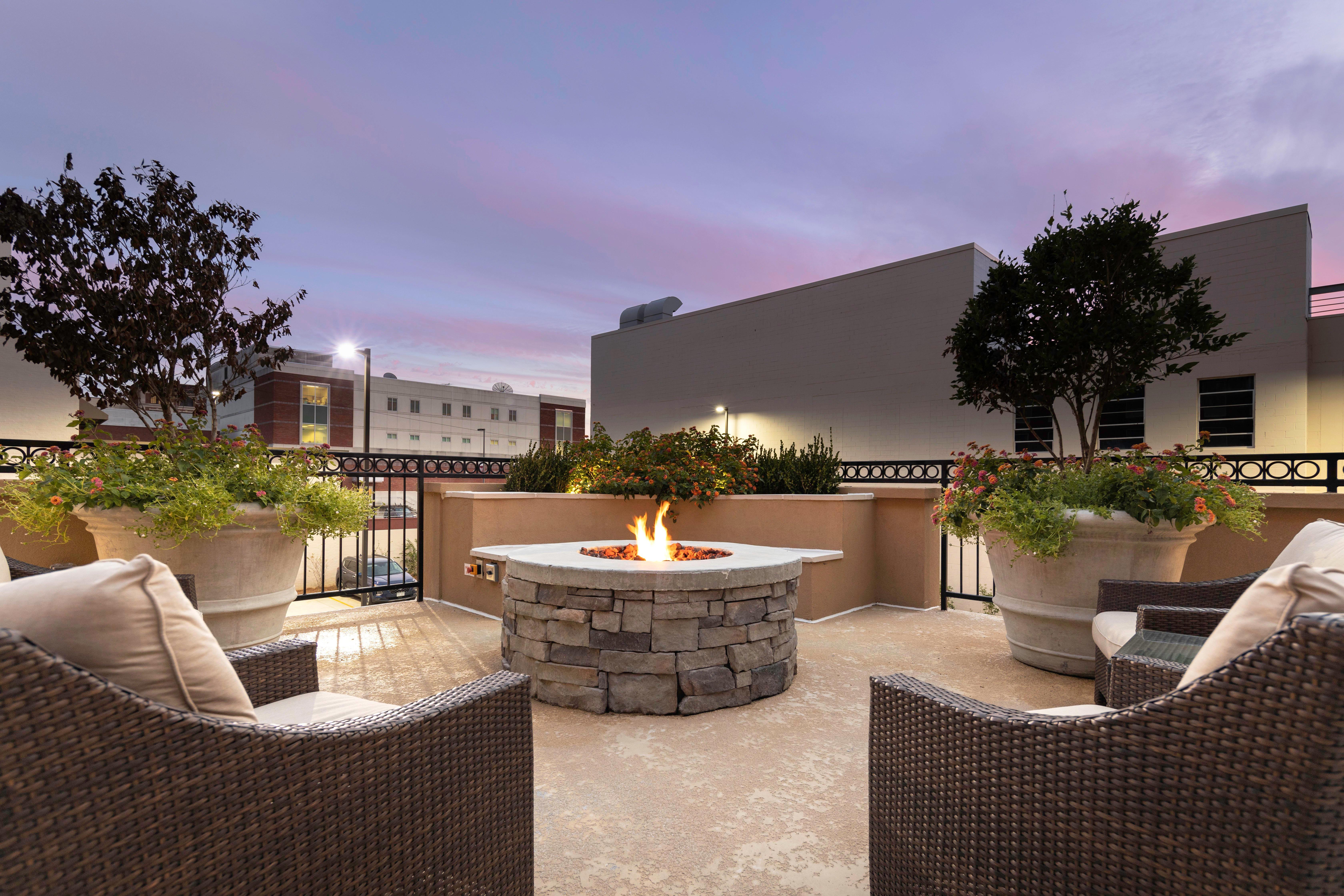 Staybridge Suites Montgomery - Downtown By Ihg Exteriör bild